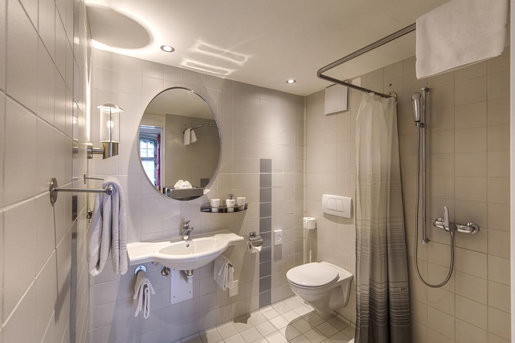 Romantik Hotel Baeren Duerrenroth الغرفة الصورة